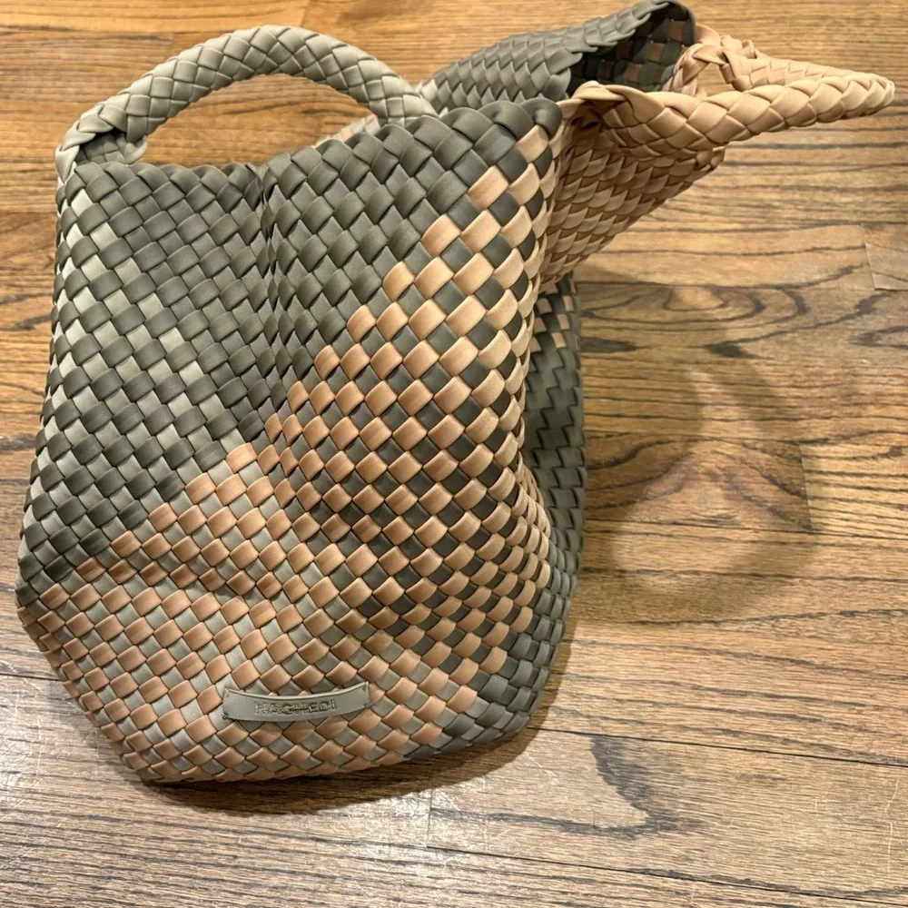 Naghedi St Barths Medium Tote in Graphic Geo - Picture 15 of 16